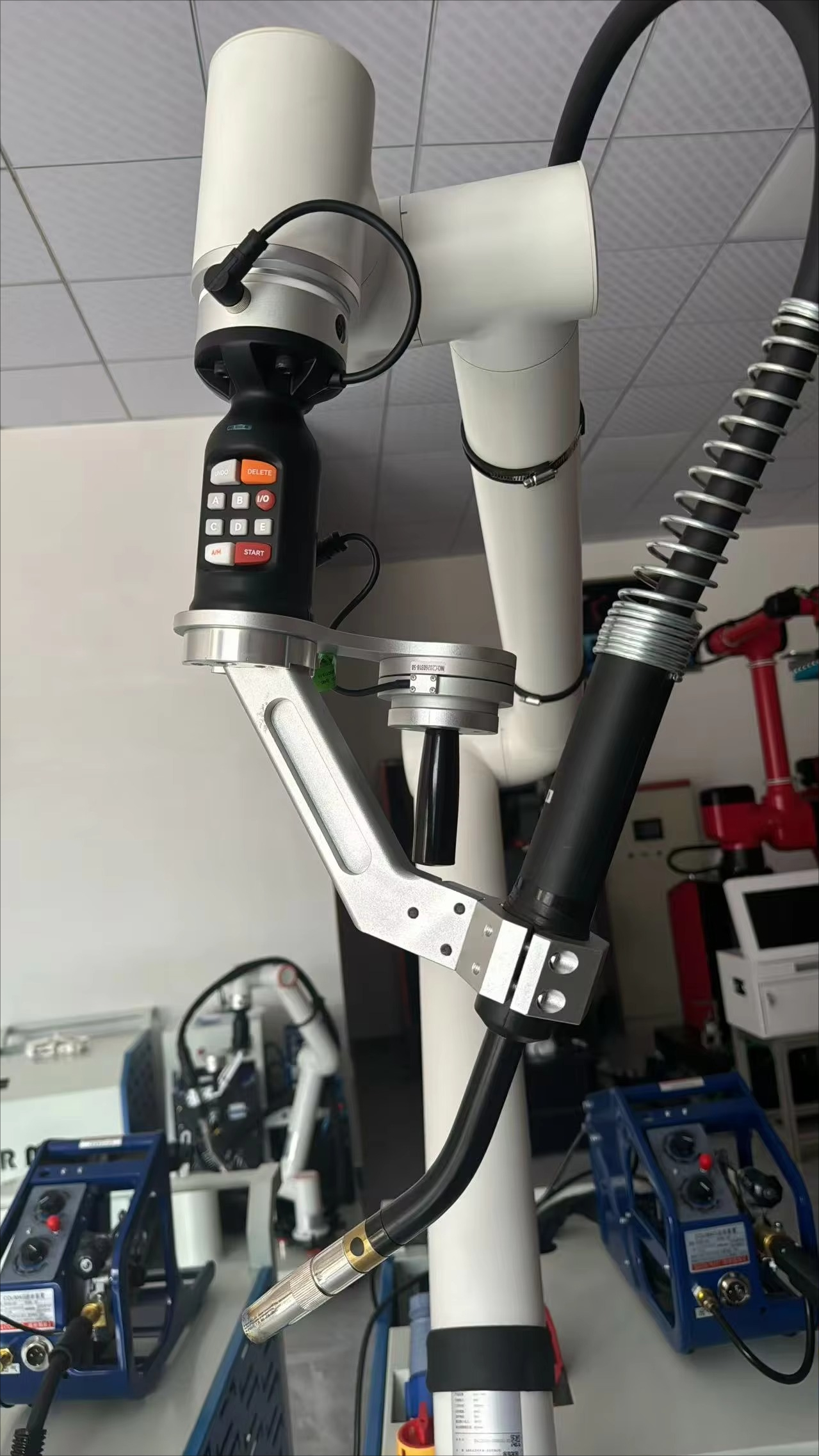 Multi-function Cobot For Laser – обзор и цена Industrial Laser Welding